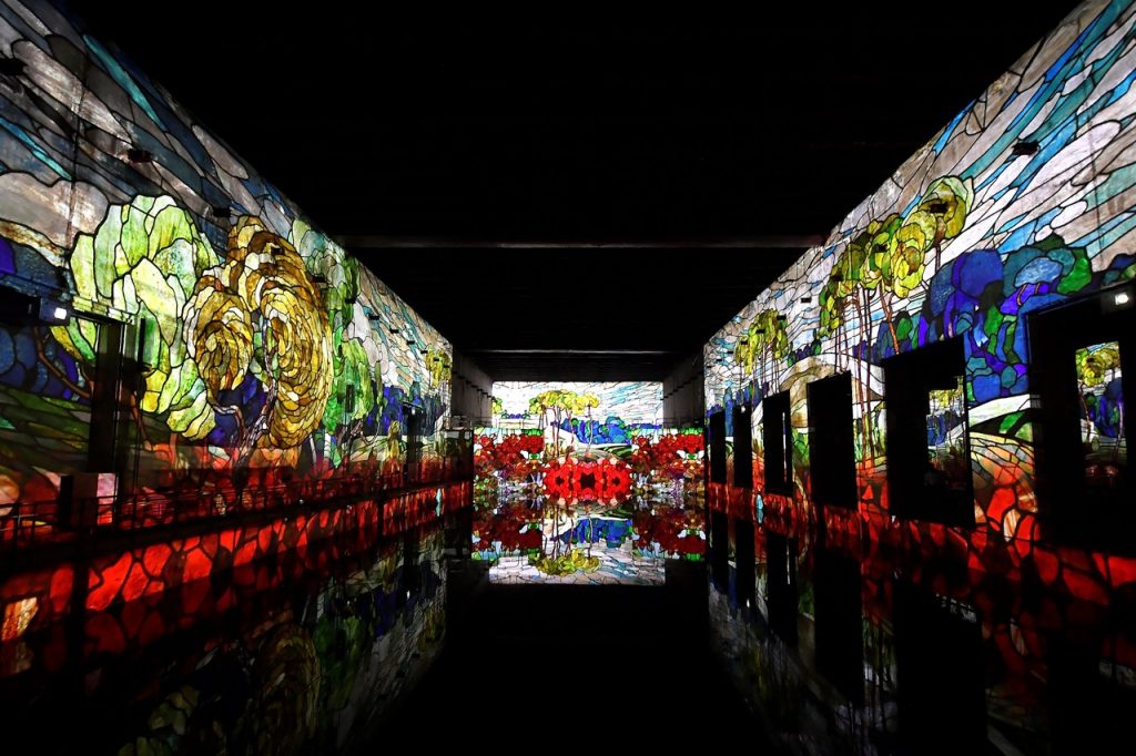 全球最大數位藝廊Bassins de Lumières